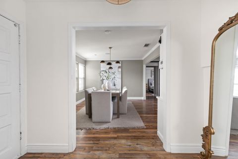 Tiny photo for 2710 Thrushwood DR, Austin, TX 78757 (MLS # 2088514)