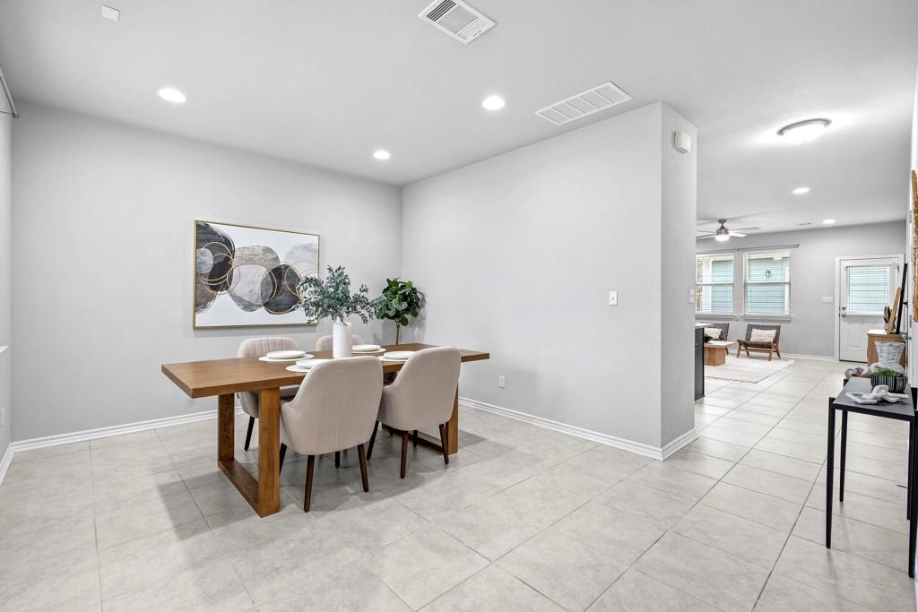 1808 Pecan Island DR