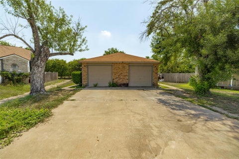 Photo of 515 Sierra CV, Round Rock, TX 78664 (MLS # 3160437)