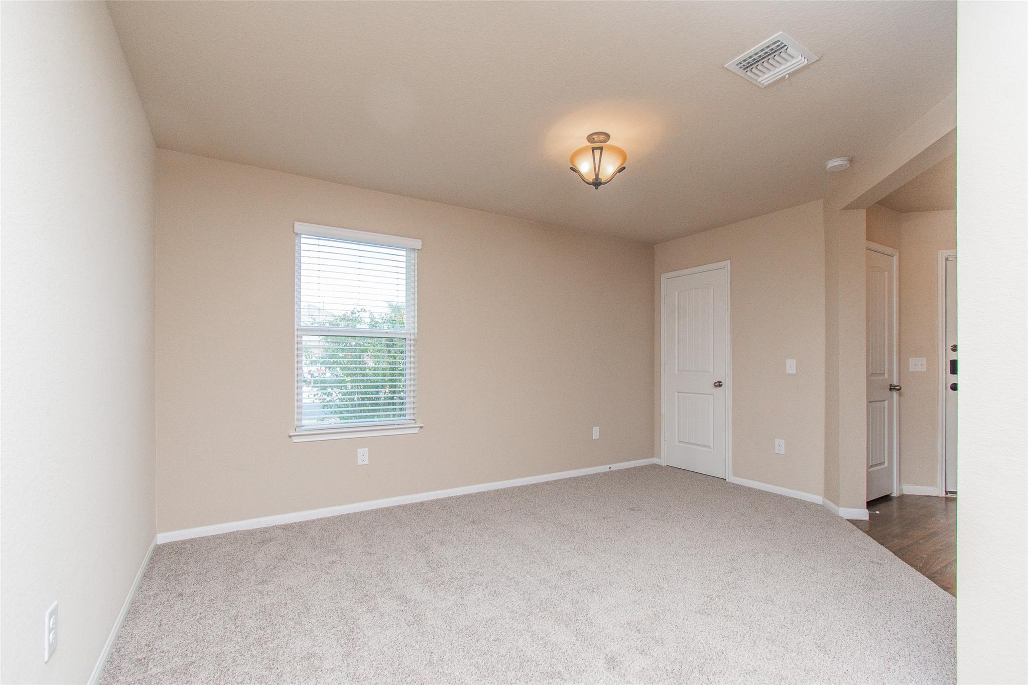 Hutto, Texas 78634, United States, 4 Bedrooms Bedrooms, ,2 BathroomsBathrooms,Residential,Pending,34064