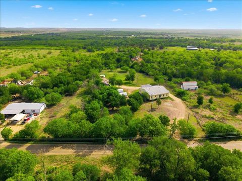 Photo of 780 Spoke Hollow RD, Lockhart, TX 78644 (MLS # 1377932)