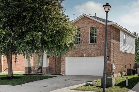 Photo of 3321 Winding Shore LN, Pflugerville, TX 78660 (MLS # 4785409)
