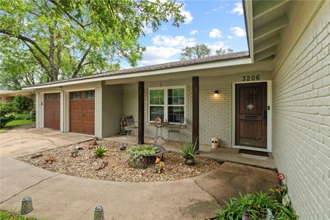 3206 Silverleaf DR Austin TX 78757