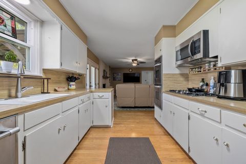 Tiny photo for 3206 Silverleaf DR, Austin, TX 78757 (MLS # 2482121)