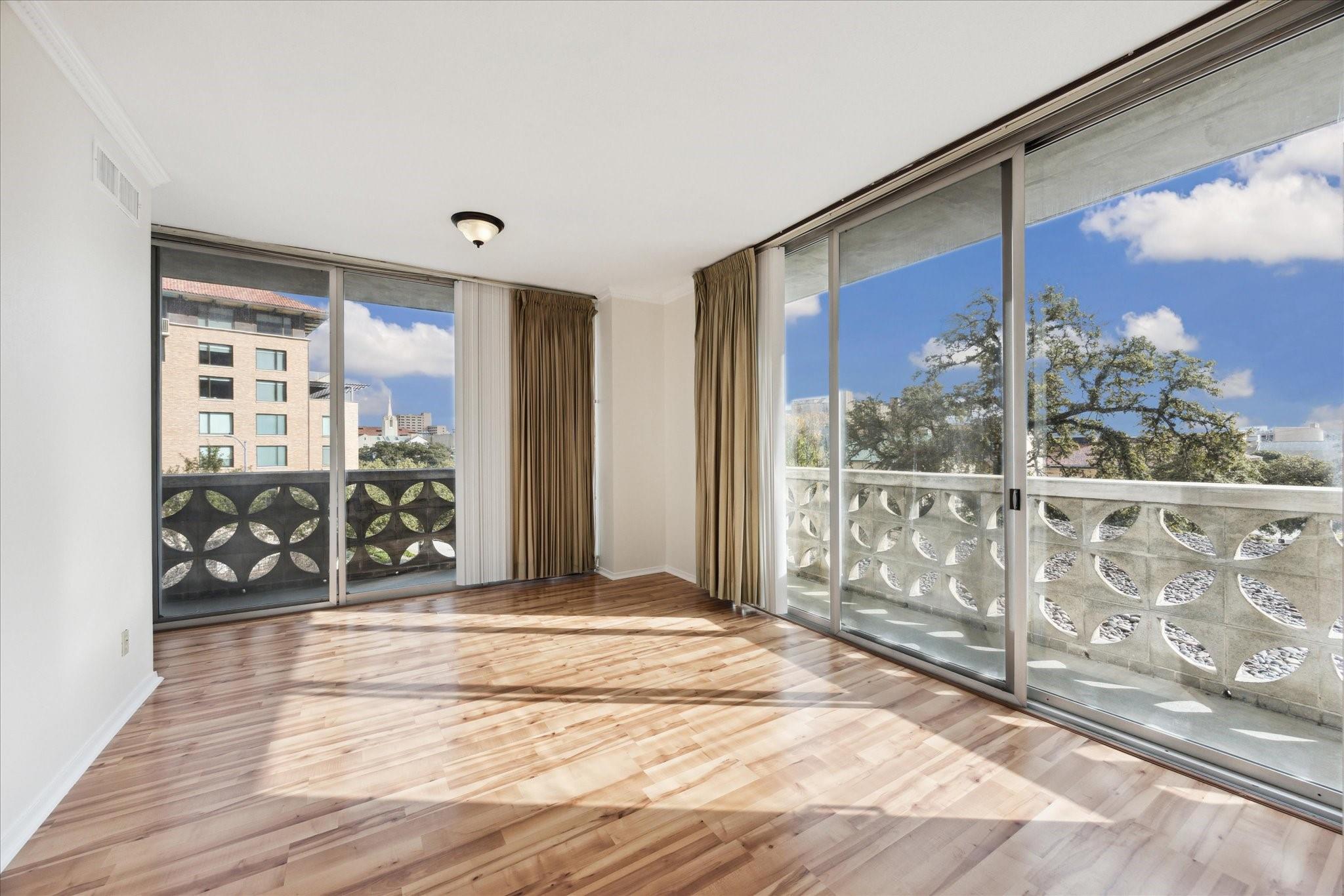 1801 Lavaca ST 2D