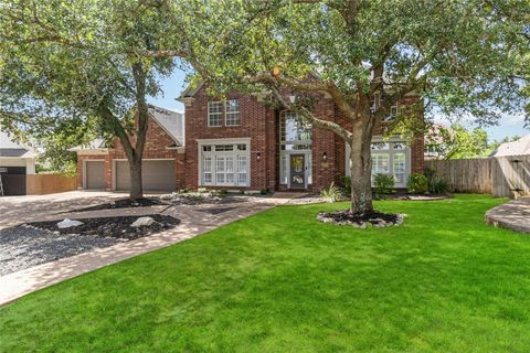10601 Showboat CV Austin TX 78730