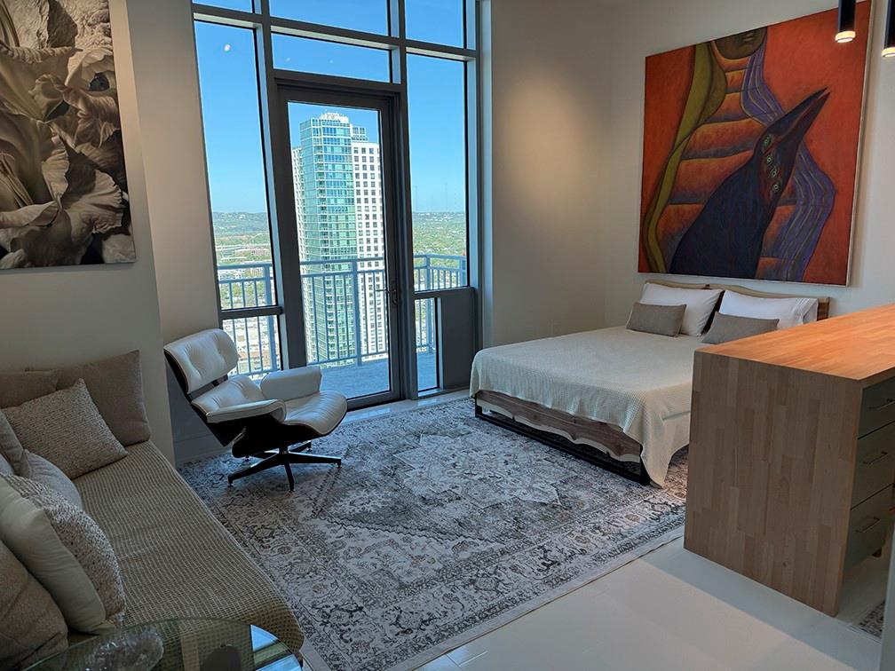 222 West Ave 3008