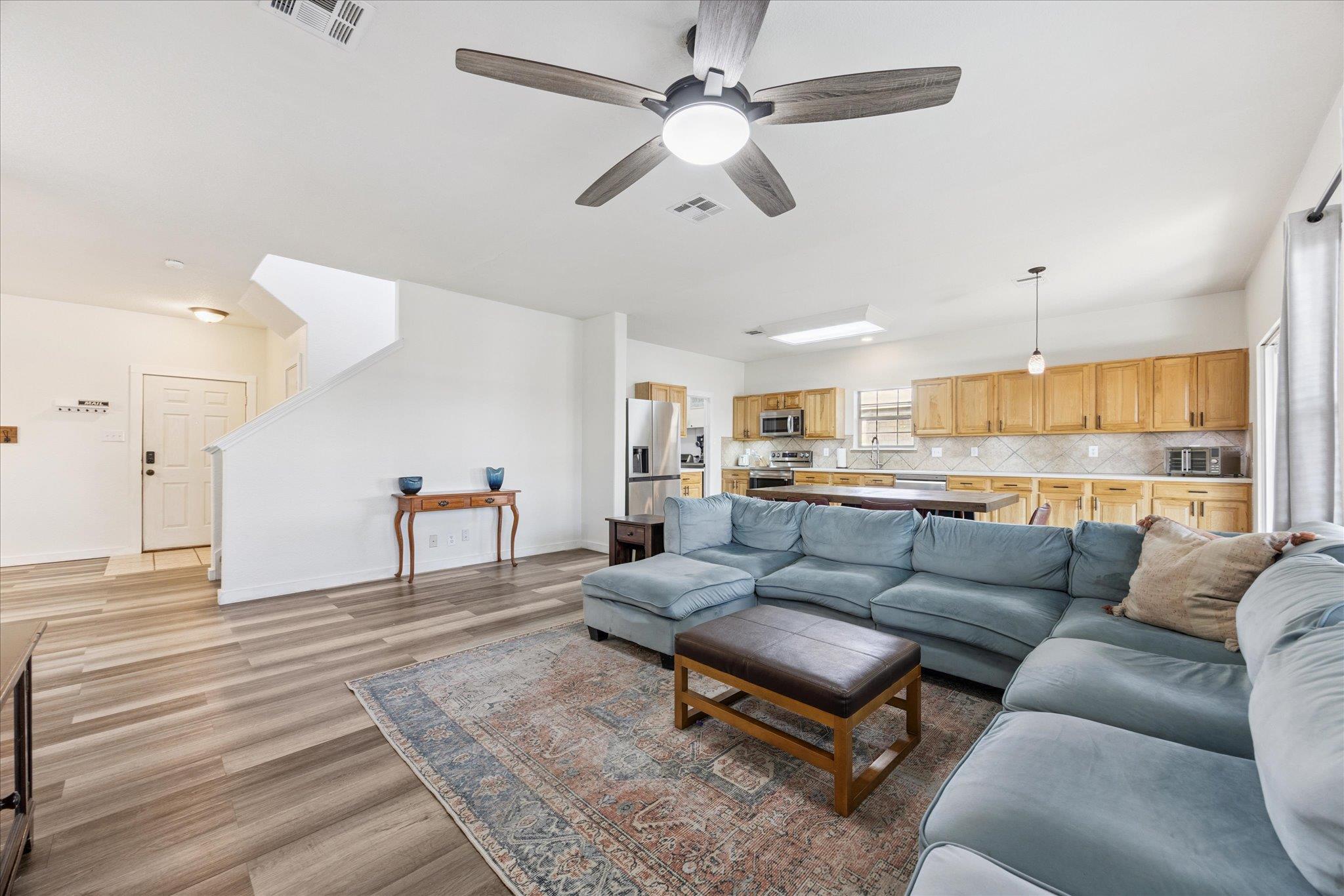 111 Teron DR