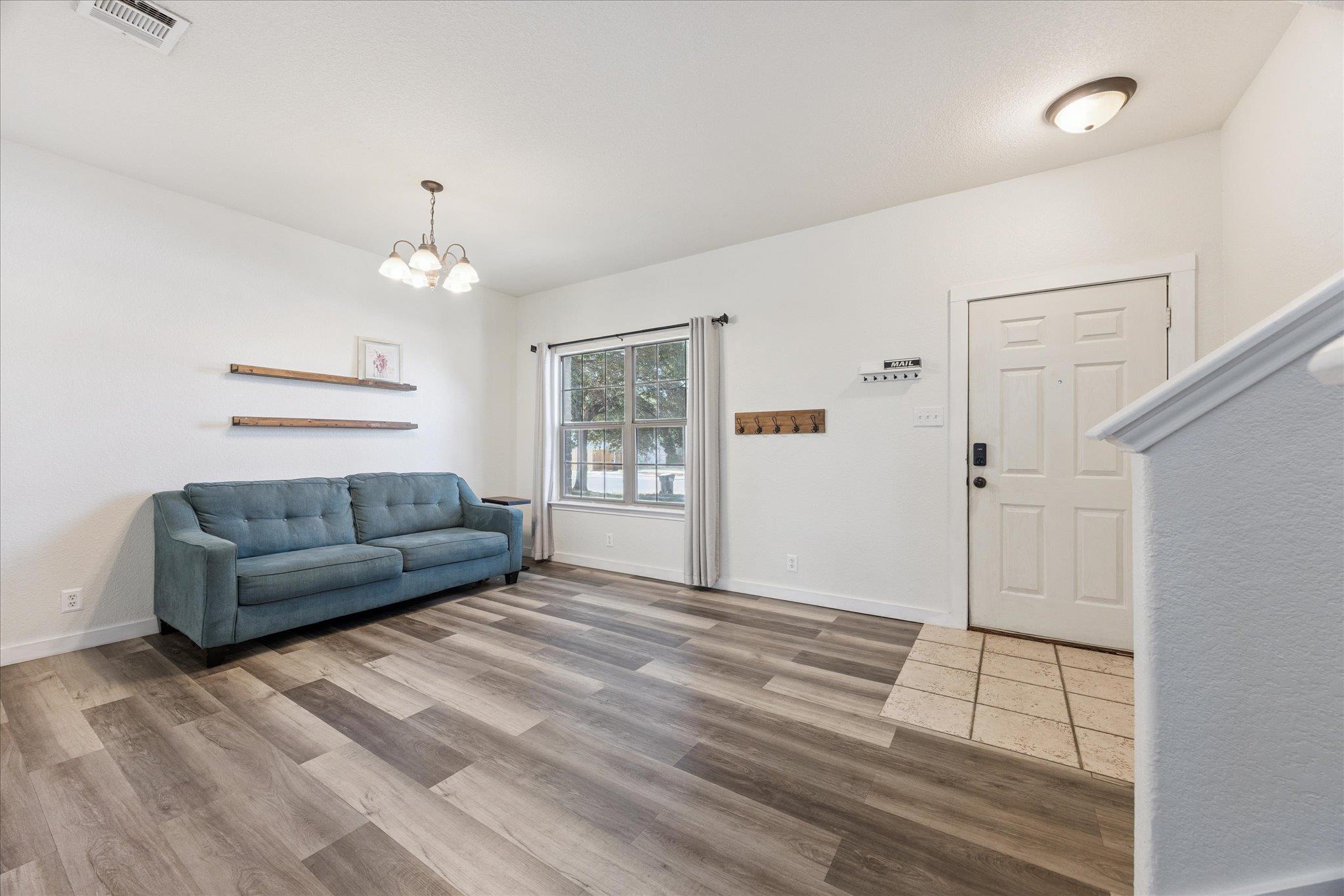 111 Teron DR