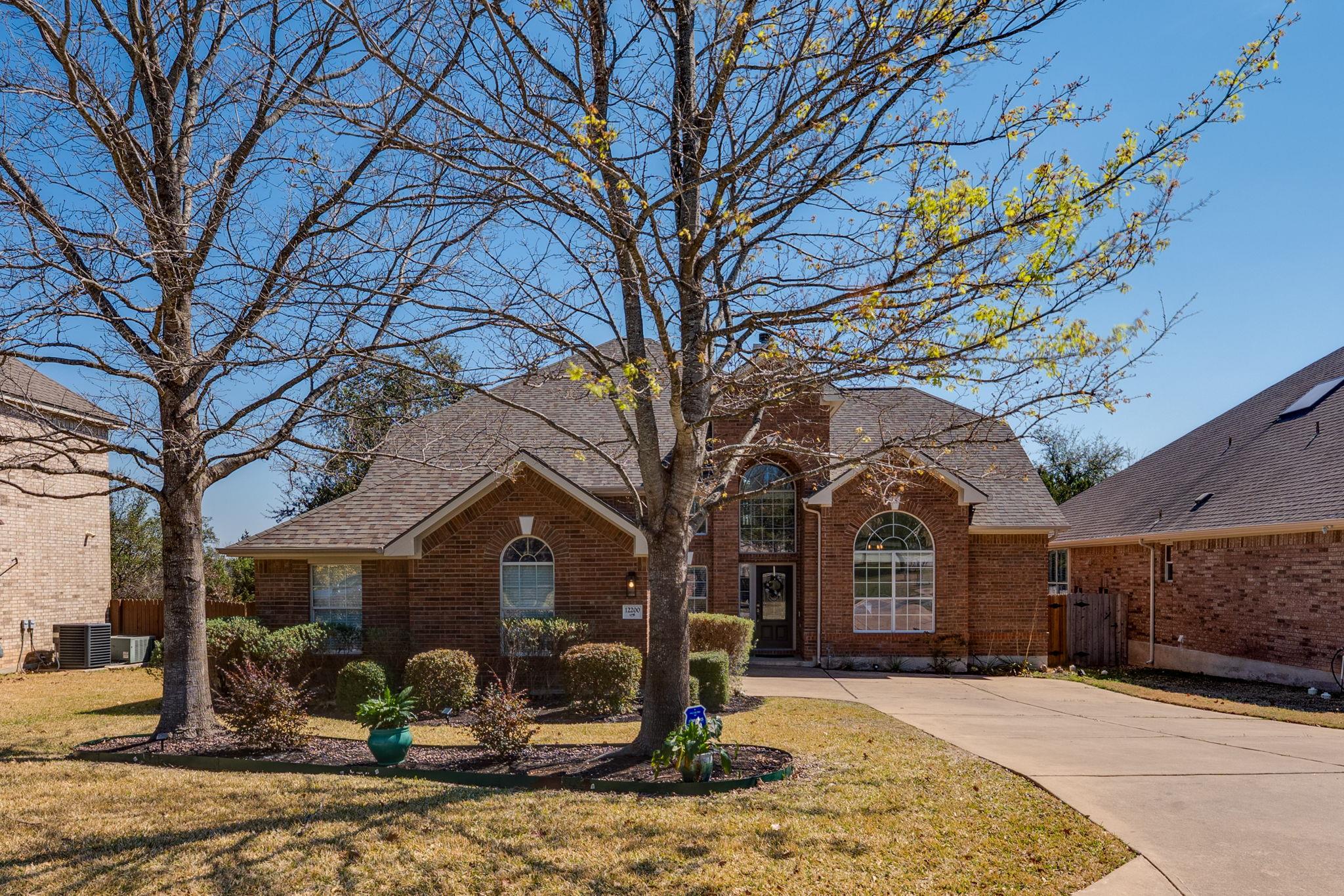 12200 Capitol Saddlery TRL