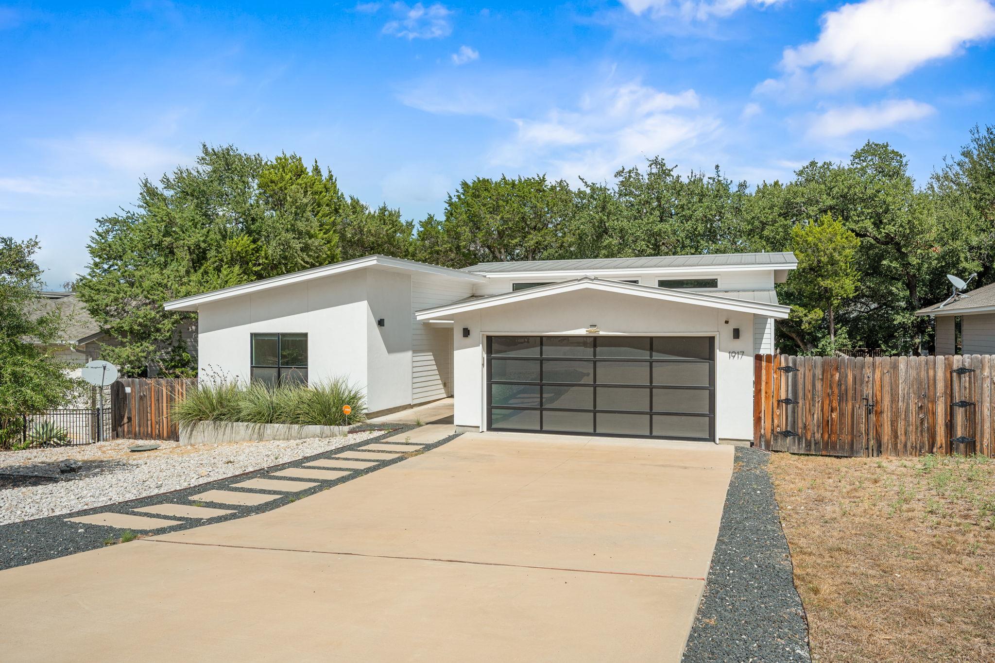 1917 Owens LN