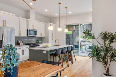 1301 Cometa ST A Austin TX 78721