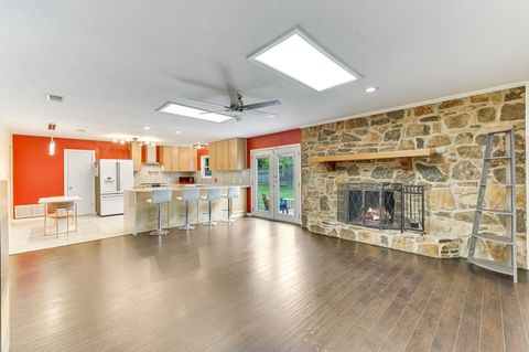 Tiny photo for 11600 Eubank DR, Austin, TX 78758 (MLS # 3681412)