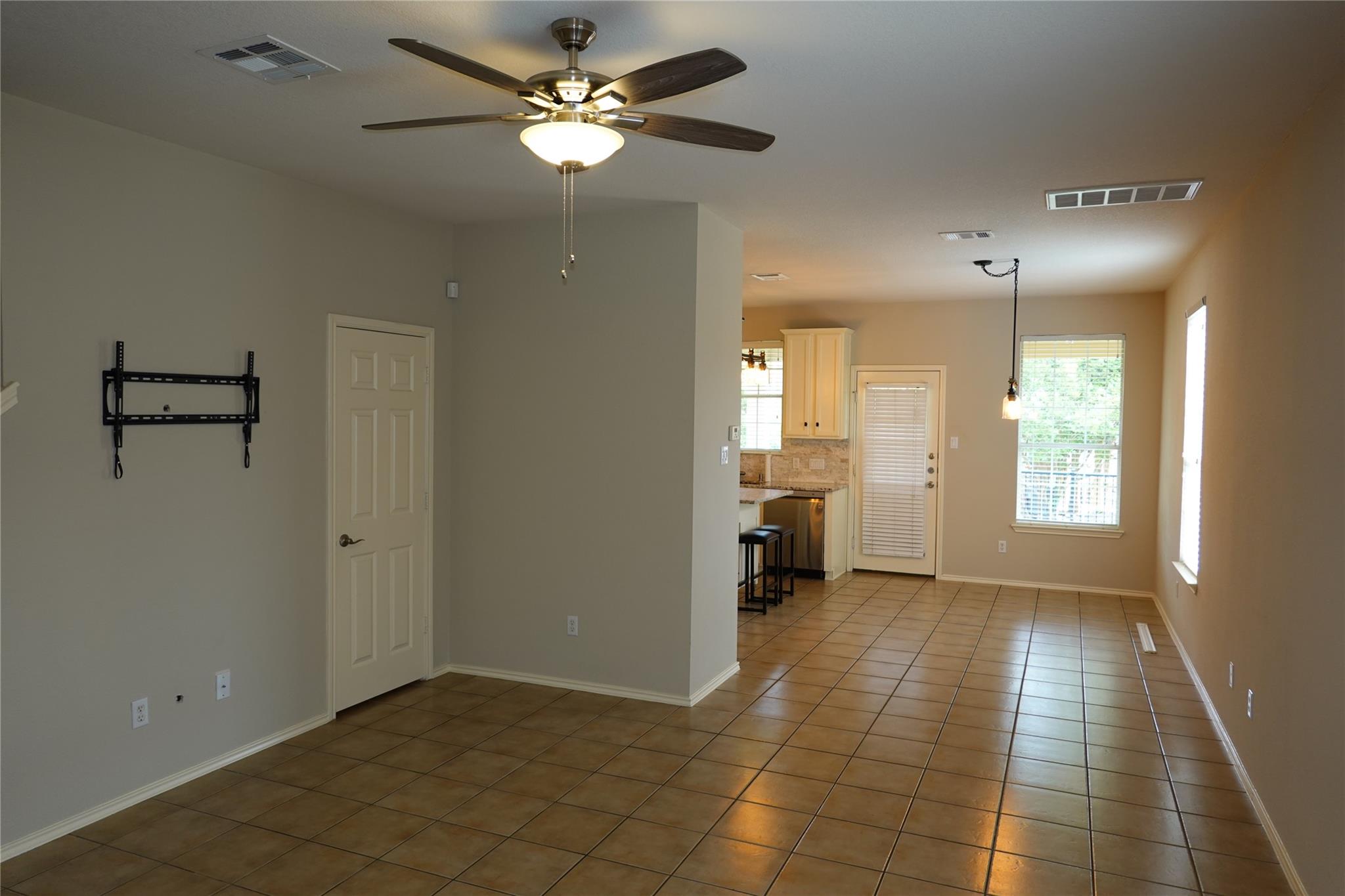 16100 S Great Oaks DR 1902