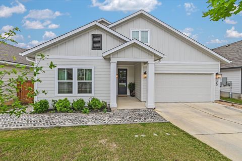 Photo of 125 Broken Oak DR, Liberty Hill, TX 78642 (MLS # 5969413)