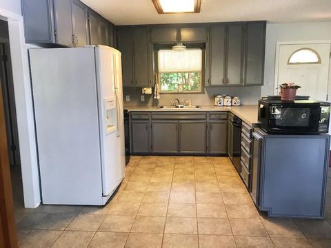 Tiny photo for 18111 Gregg Bluff RD, Jonestown, TX 78645 (MLS # 4758343)