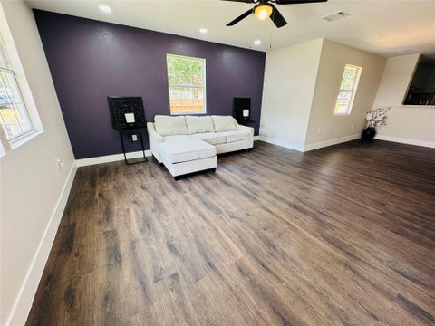 Photo of 617 Persimmon ST, Lockhart, TX 78644 (MLS # 8882738)