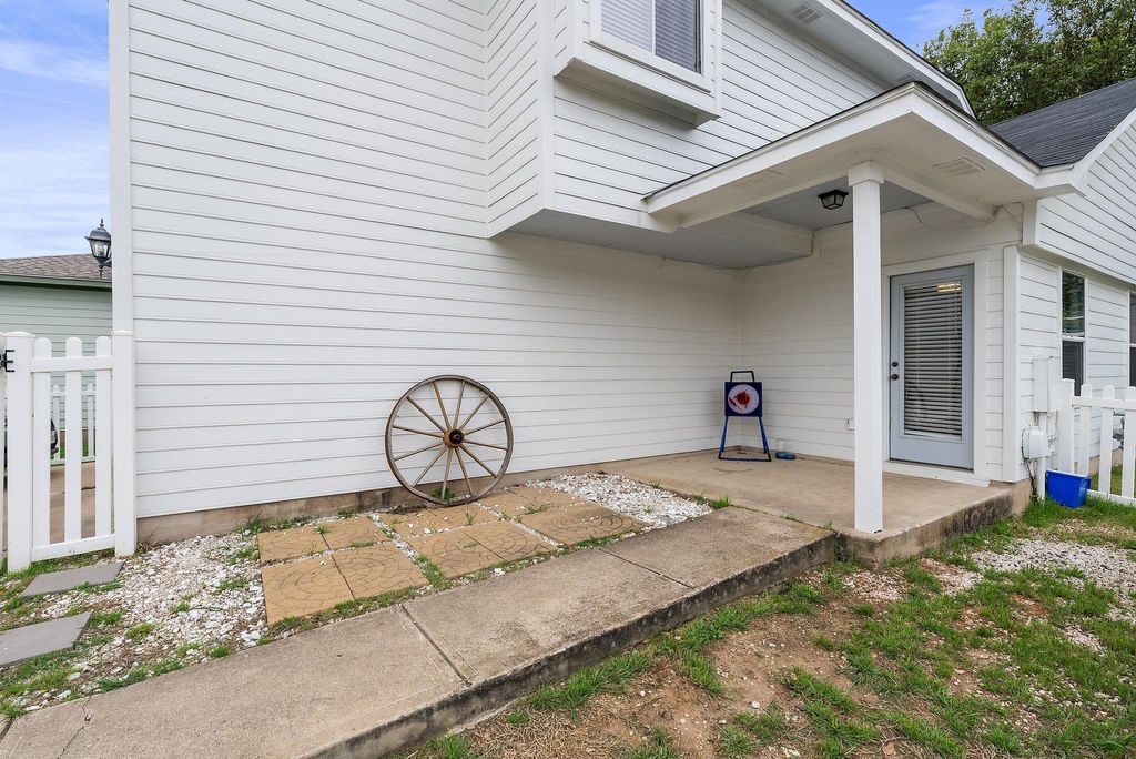 listing image 24