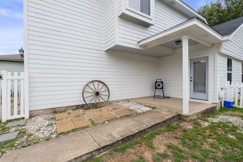 listing image 24