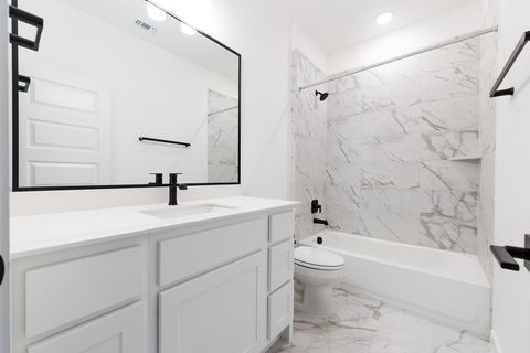 Tiny photo for 109 Pennybacker LN, Lakeway, TX 78738 (MLS # 8297884)