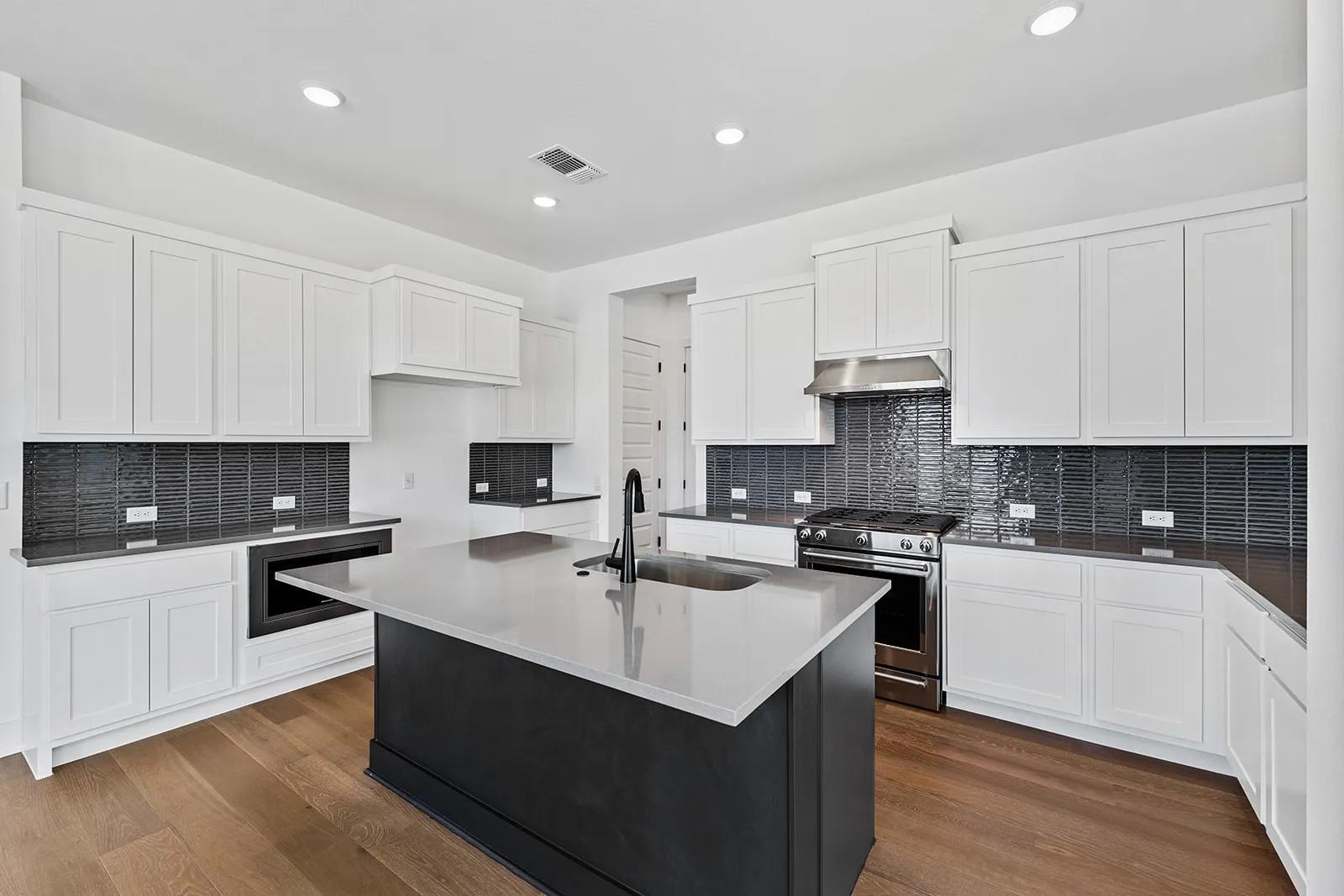 109 Pennybacker LN