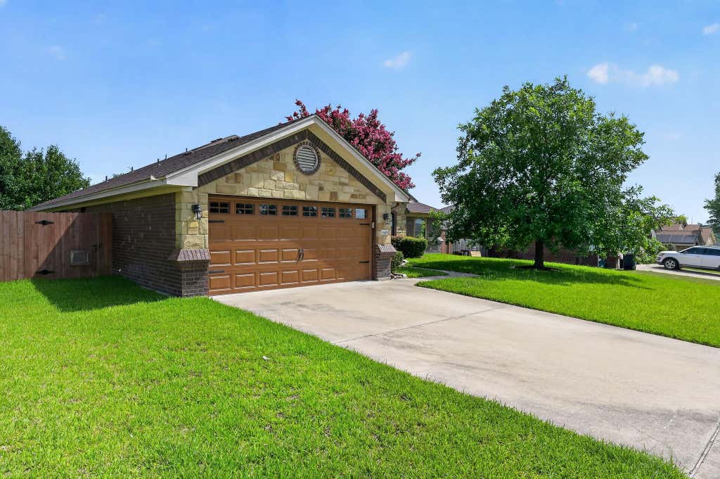 Photo of 6405 Marble Falls DR, Killeen, TX 76542 (MLS # 8575261)