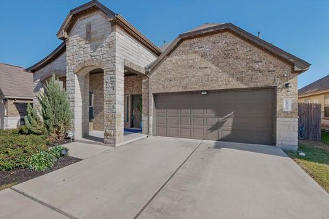 1913 Goldilocks LN Austin TX 78652