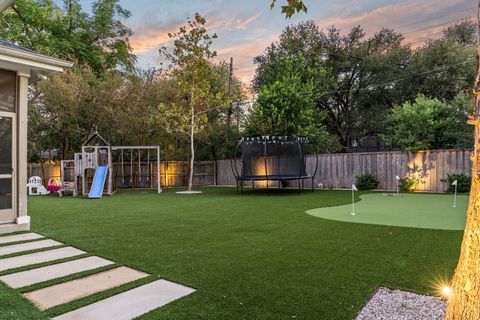 Tiny photo for 2603 Park View DR, Austin, TX 78757 (MLS # 8228023)