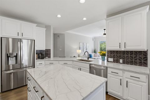 Tiny photo for 6400 Magenta LN, Austin, TX 78739 (MLS # 1751603)