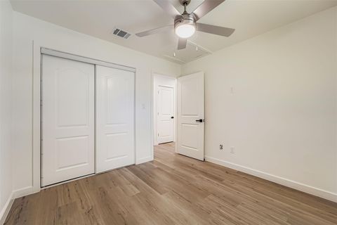 Tiny photo for 10710 Crestview DR, Jonestown, TX 78645 (MLS # 6386677)