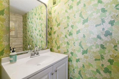 Tiny photo for 1818 Vance CIR, Austin, TX 78701 (MLS # 9482640)