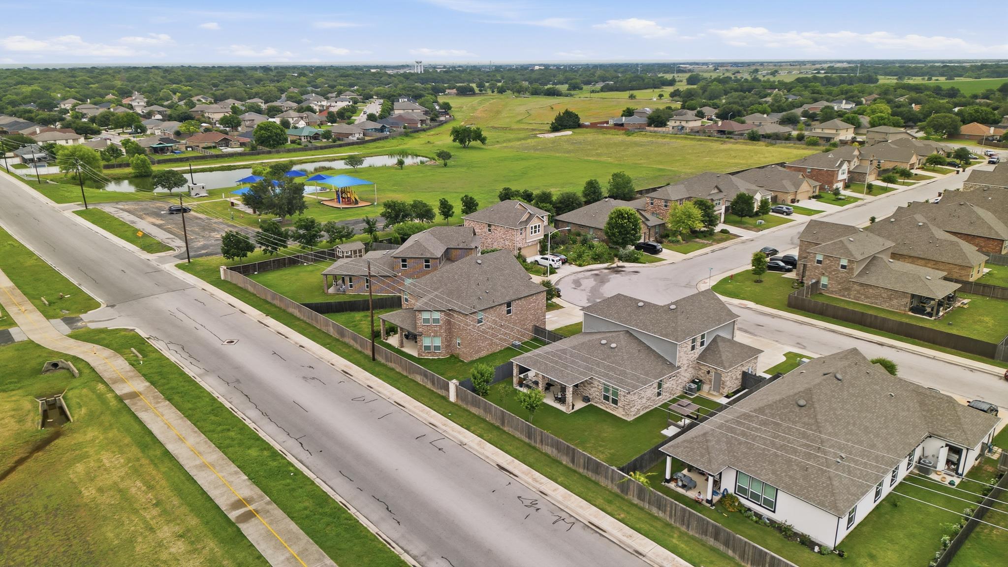 1515 Foxglove DR