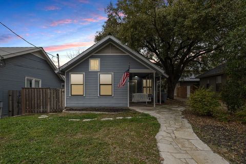 1811 Waterston Ave Austin TX 78703