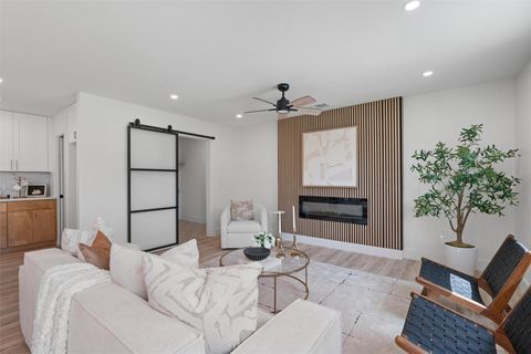 Tiny photo for 5604 Overbrook DR, Austin, TX 78723 (MLS # 6536946)
