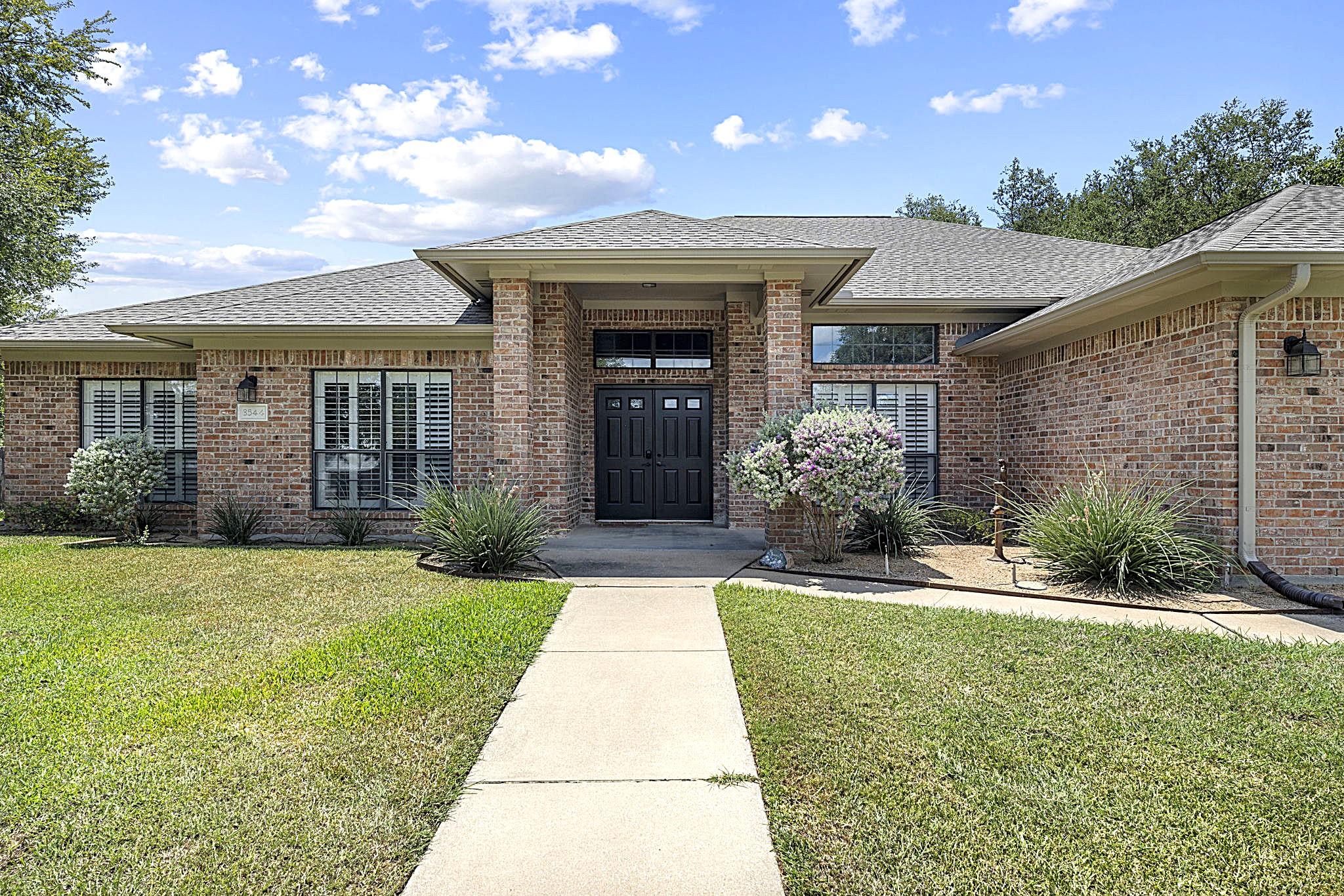 3544 Walter Lane