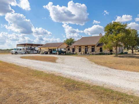 Photo of 1801 County Road 470, Coupland, TX 78615 (MLS # 4728810)