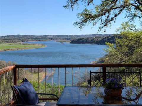 Photo of 403 Coventry RD, Spicewood, TX 78669 (MLS # 8792131)