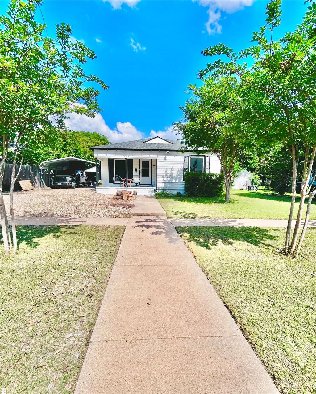 Photo of 1409 S 13th ST, Temple, TX 76504 (MLS # 6728107)