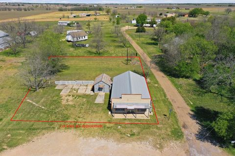 110 County Road 421 Thorndale TX 76577