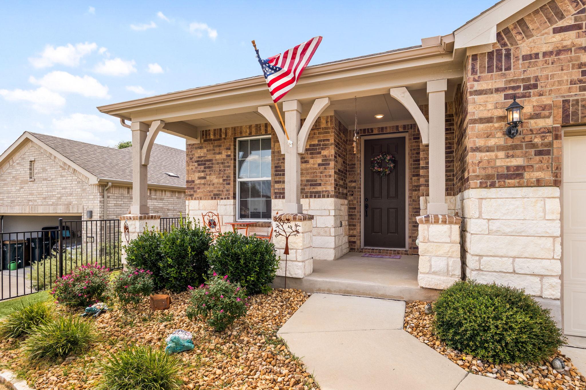 405 Kitty Hawk RD