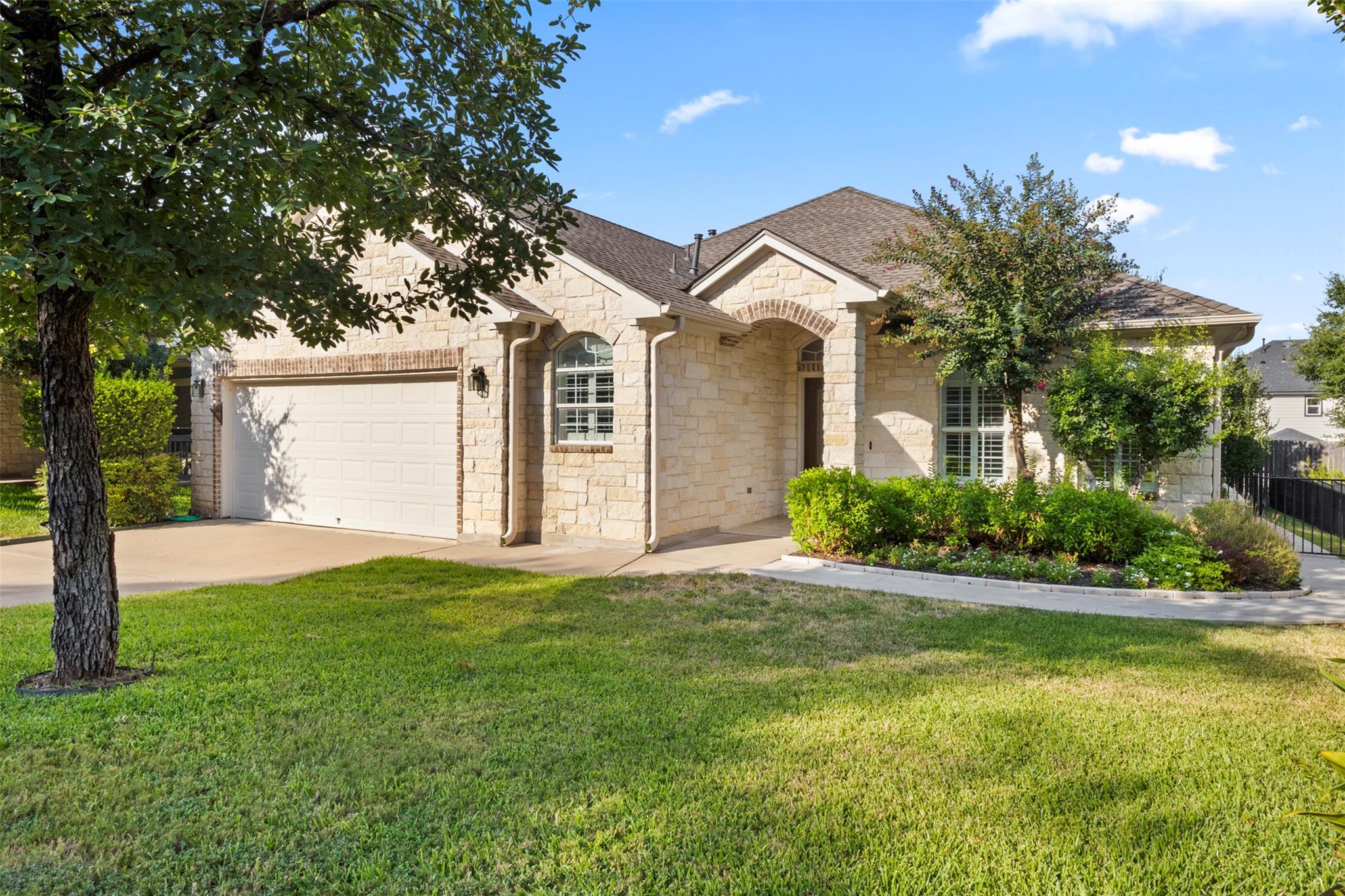 304 Brazos DR
