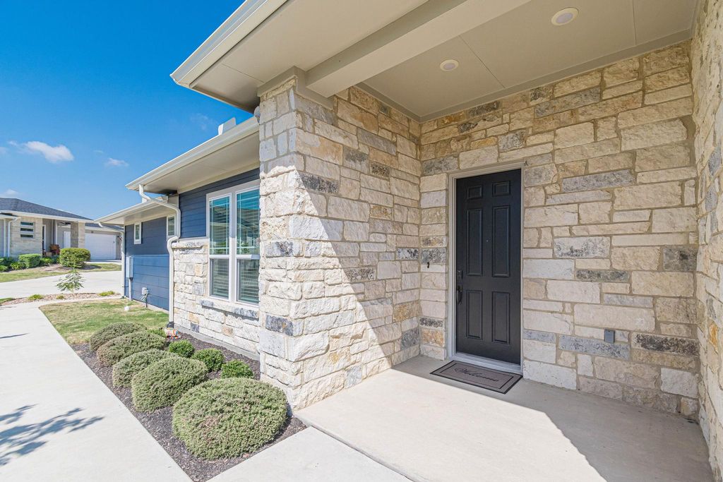 Photo of 112 Diving Crest CV #103, San Marcos, TX 78666 (MLS # 2160308)