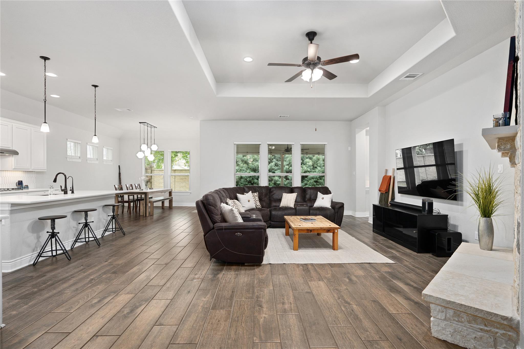 20216 Clare Island BND