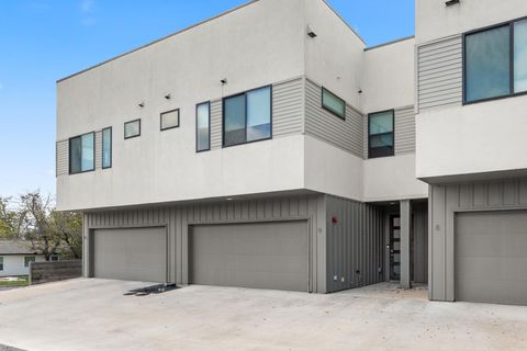 Photo of 6409 Berkman DR #9, Austin, TX 78723 (MLS # 1100575)
