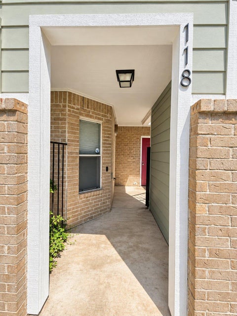 Photo of 2104 Cullen Ave #4-118, Austin, TX 78757 (MLS # 1673509)