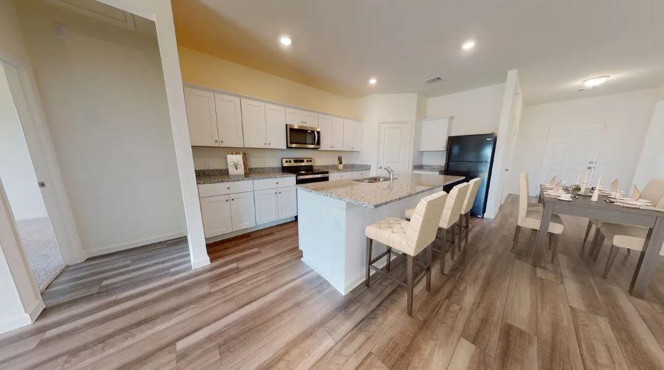 1441 Morris LOOP
