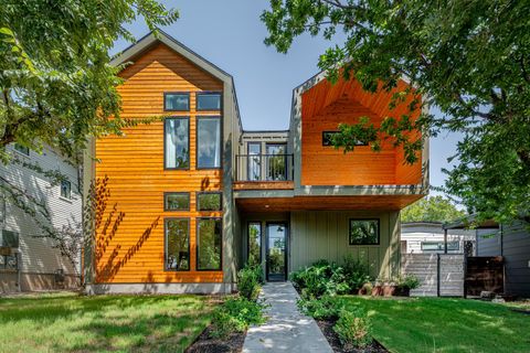 1405 Singleton Ave Austin TX 78702