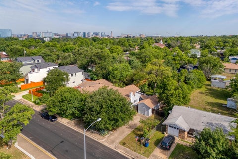 Tiny photo for 1706 Pennsylvania Ave, Austin, TX 78702 (MLS # 2330606)