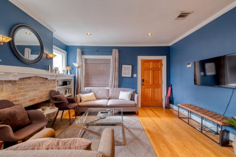 Tiny photo for 1706 Pennsylvania Ave, Austin, TX 78702 (MLS # 2330606)