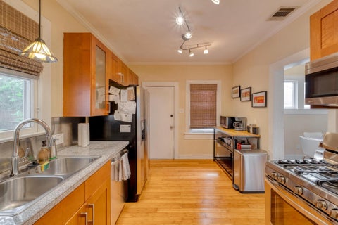 Tiny photo for 1706 Pennsylvania Ave, Austin, TX 78702 (MLS # 2330606)